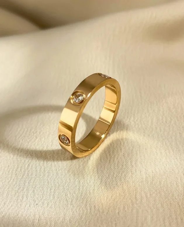 Trendy Stainless Steel Rose Gold Color Love Ring for Women Men Couple Shiny Zircon Rings Jewelry Wedding Gift