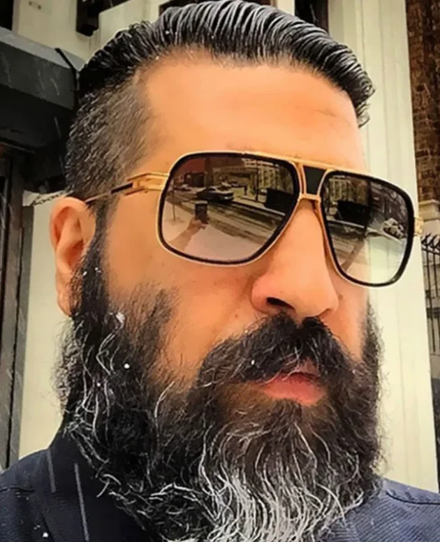 Retro Metal gradient square frame sunglasses Women/Men brand designer vintage Oversized black shades sun glasses Oculos De Sol