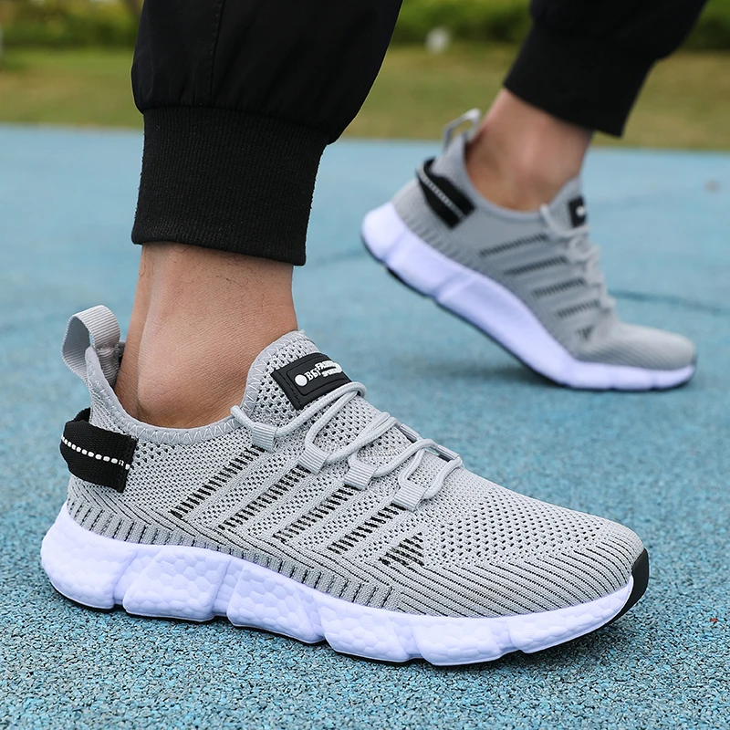 New Summer Soft Soled Running Shoes Men Mesh Breathable Casual Shoes Comfortable Fashionable Versatile Outdoor Exercise Shoes